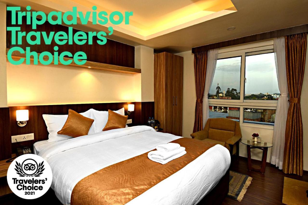 The Milestone Hotel Kathmandu Esterno foto