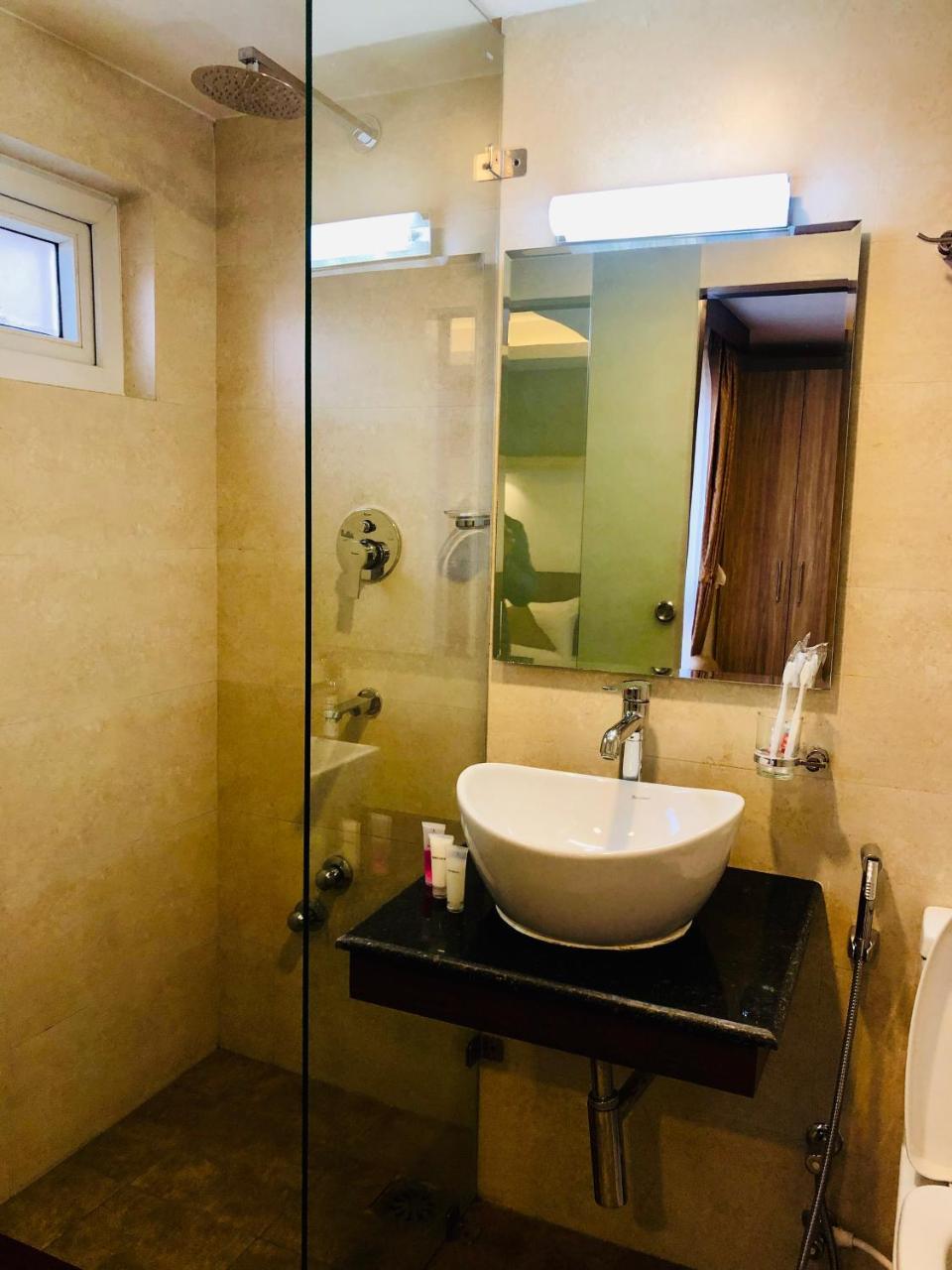 The Milestone Hotel Kathmandu Esterno foto